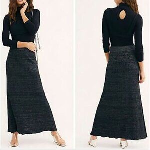 FREE PEOPLE SMALL SKIRT BNWOT